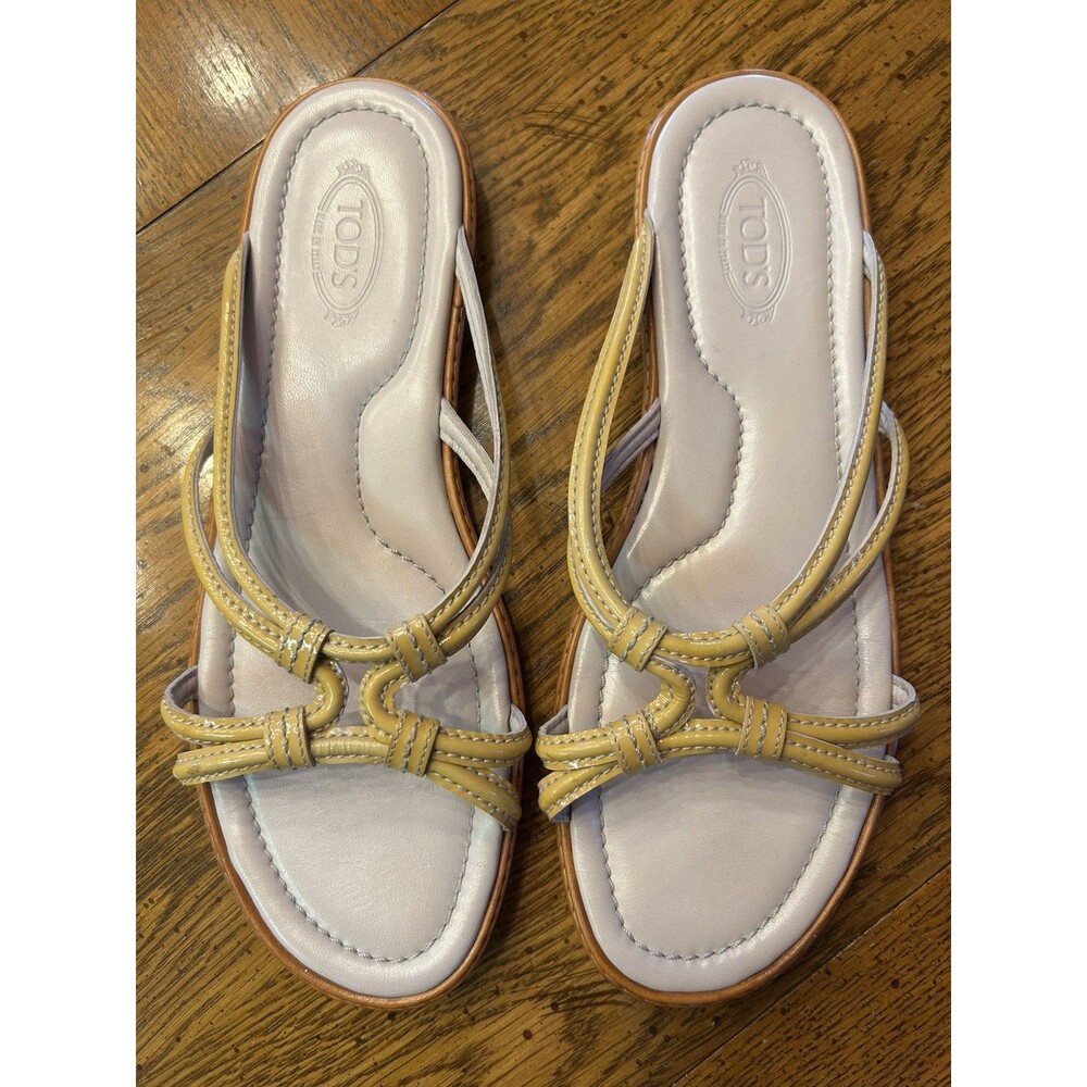 Tod’s Butter Yellow Patent Leather Harnais Slide Sandals Size 9.5 Italian Luxury